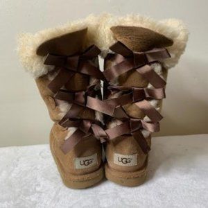 ugg boots junior size 3